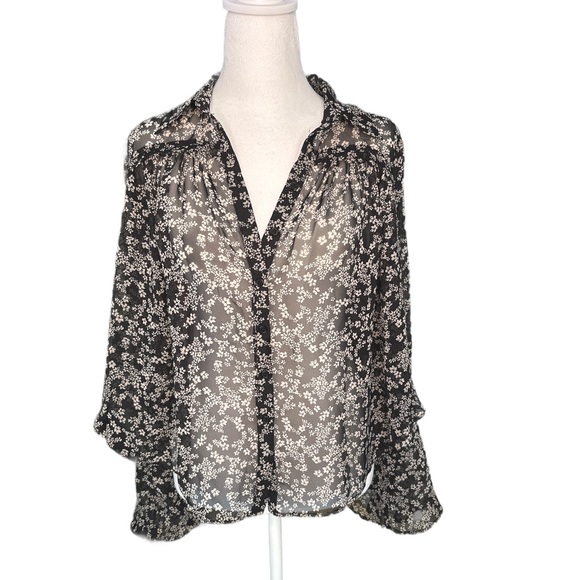 Black and White Floral Top - Picture 3 of 6